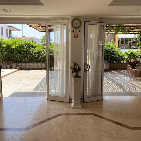 Fora Apart Otel Чесме Екстериор снимка