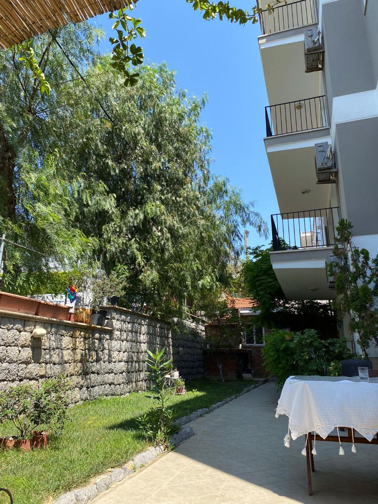 Fora Apart Otel Чесме Екстериор снимка
