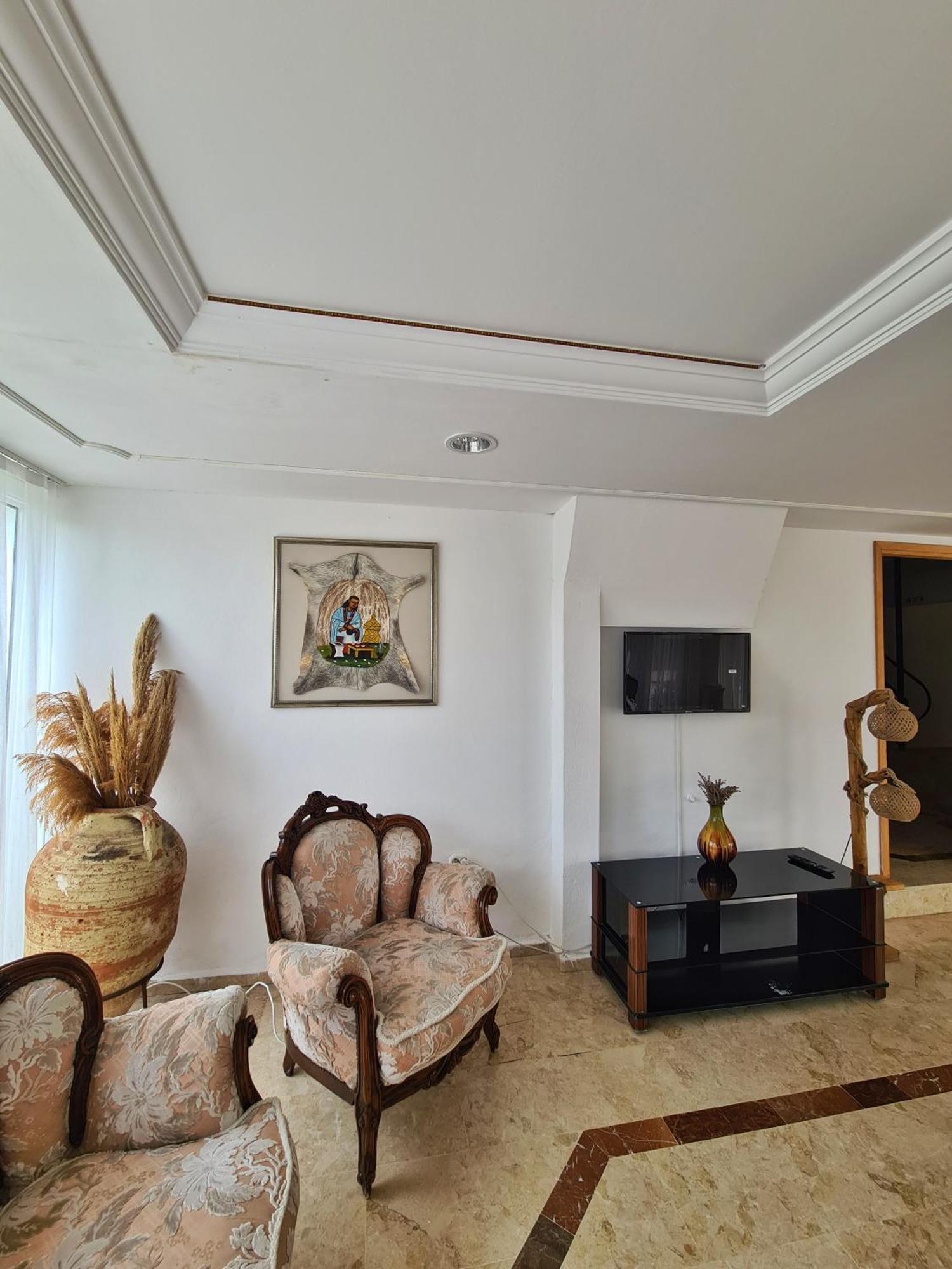 Fora Apart Otel Чесме Екстериор снимка