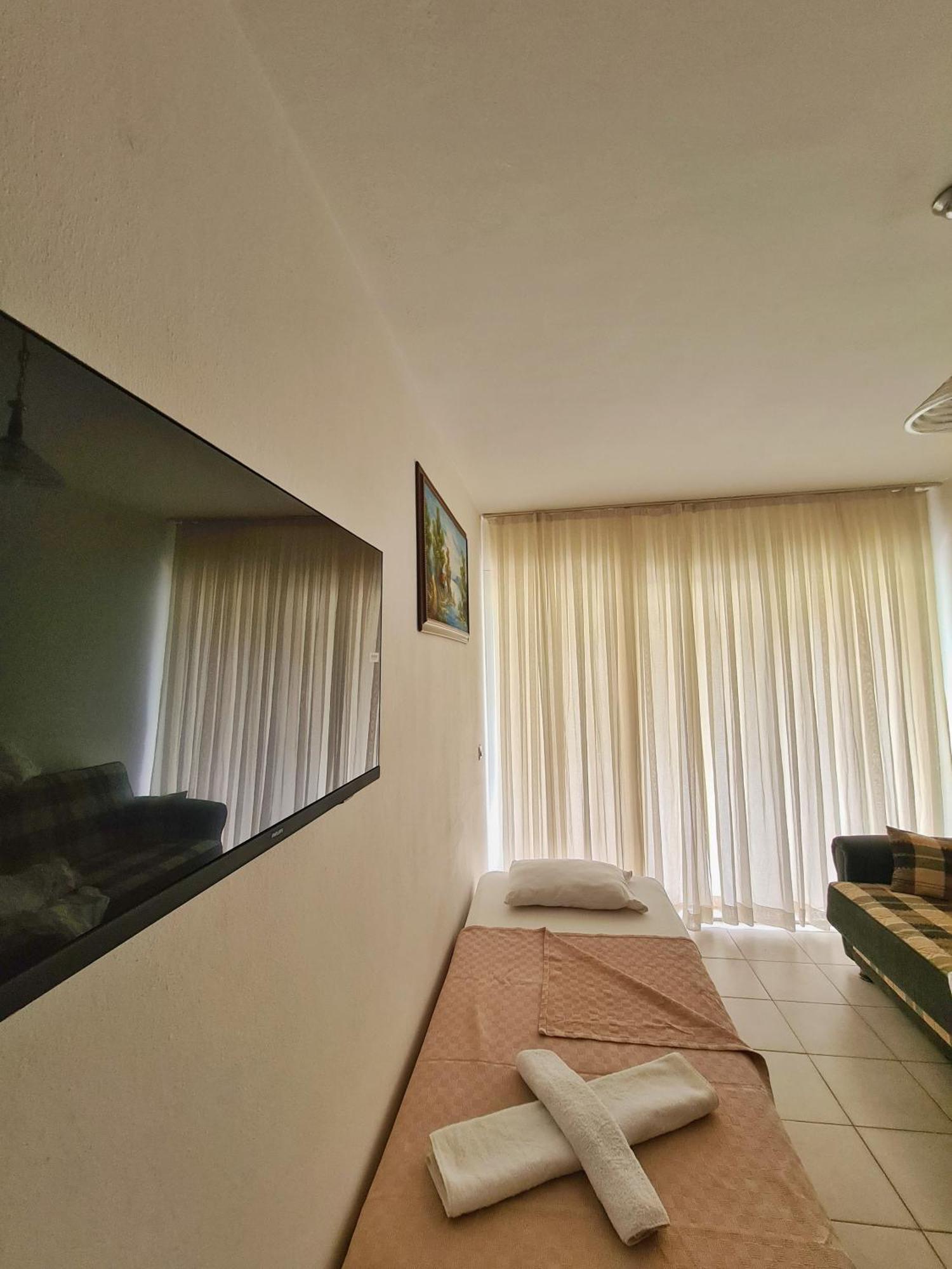 Fora Apart Otel Чесме Екстериор снимка