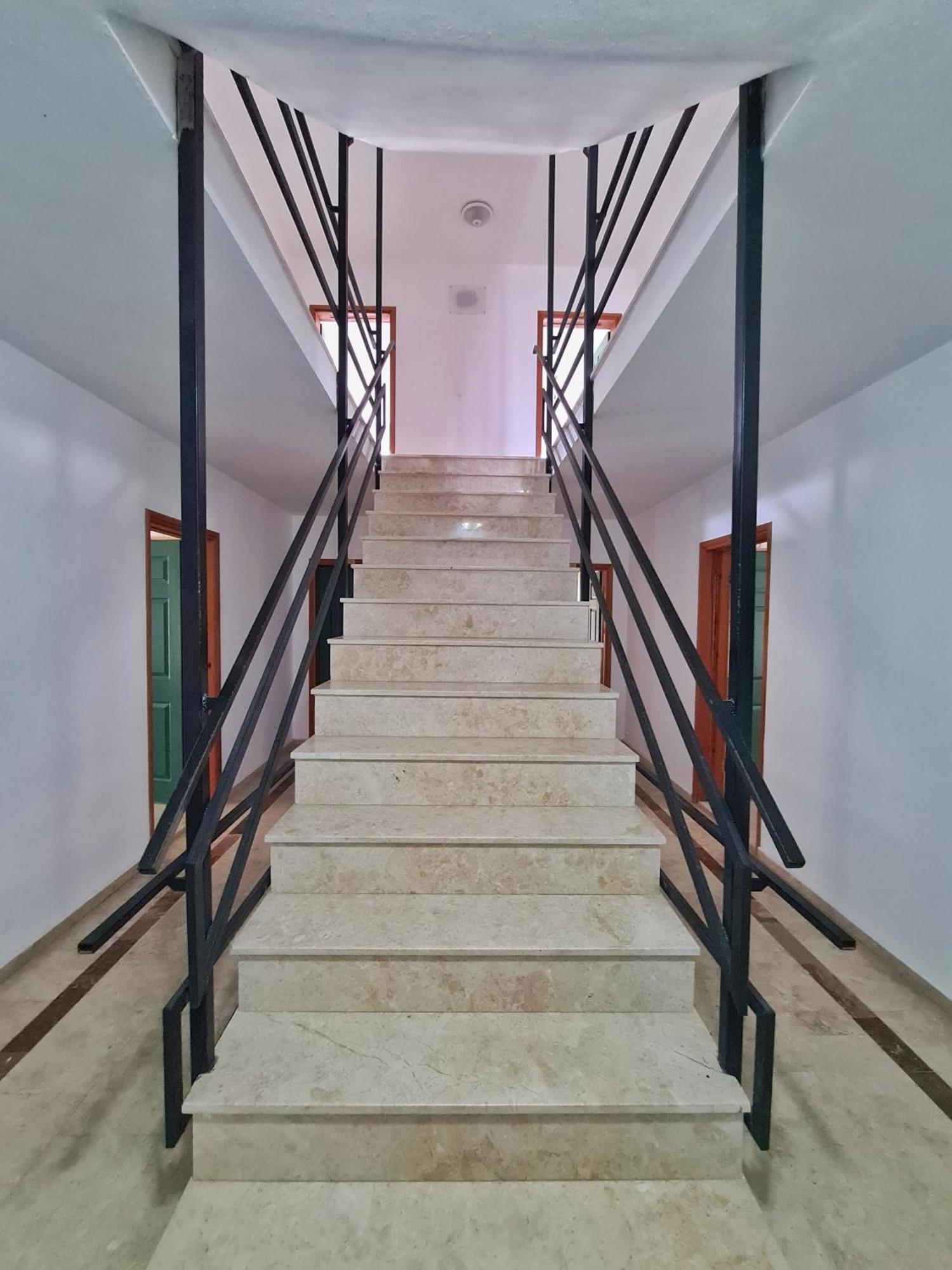 Fora Apart Otel Чесме Екстериор снимка