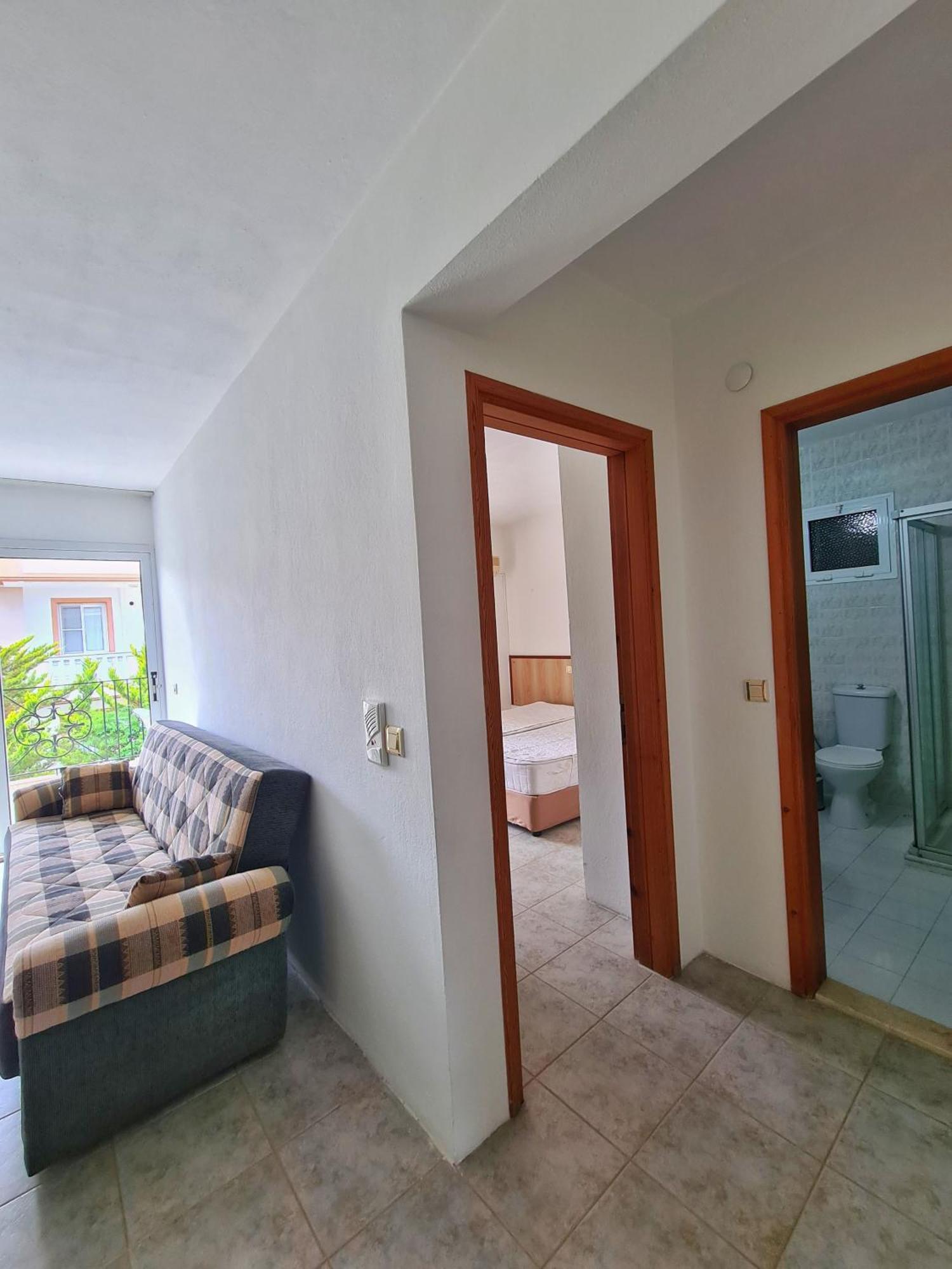Fora Apart Otel Чесме Екстериор снимка