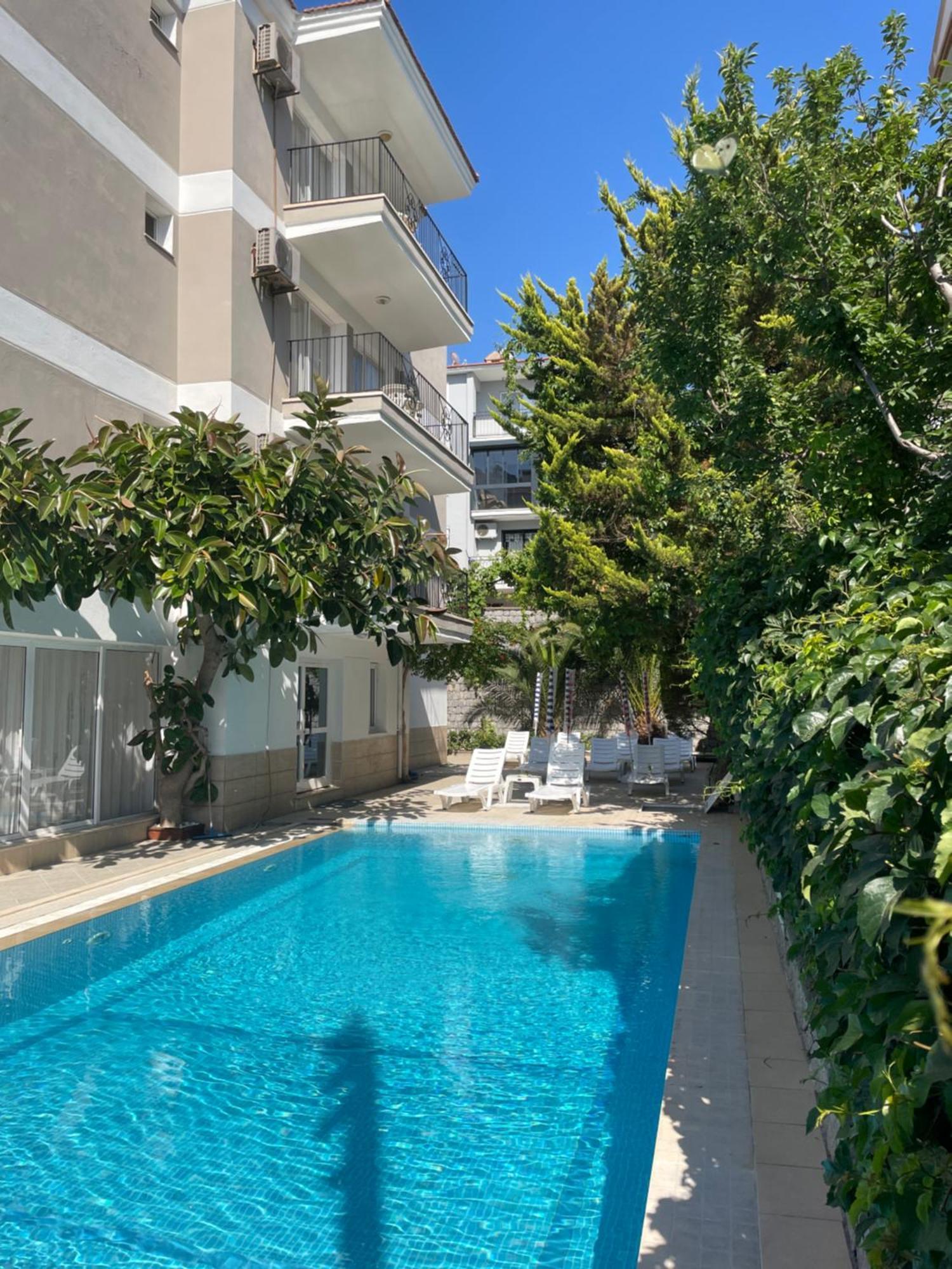 Fora Apart Otel Чесме Екстериор снимка