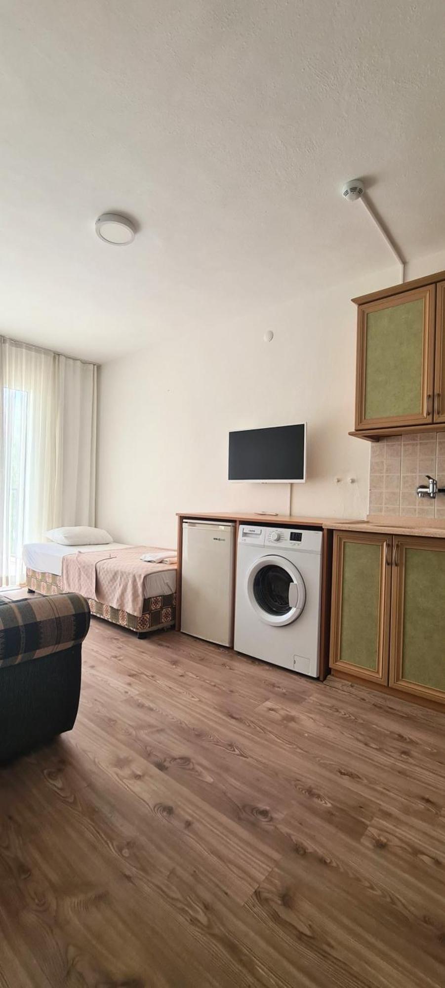 Fora Apart Otel Чесме Екстериор снимка